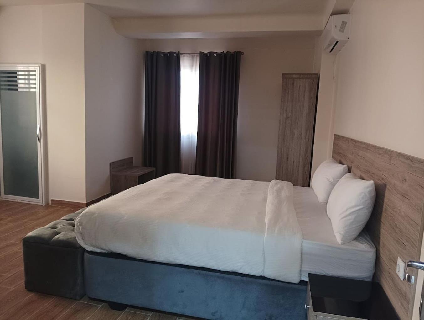 Nour Echames Hotel - Cheraga ภายนอก รูปภาพ